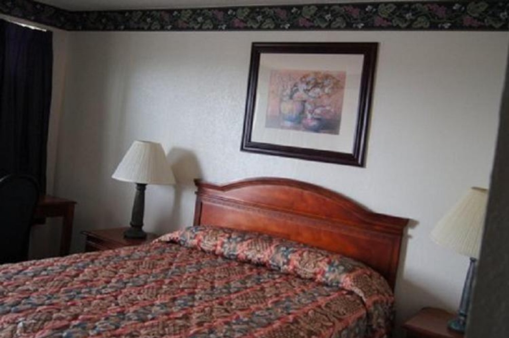 Room image 5